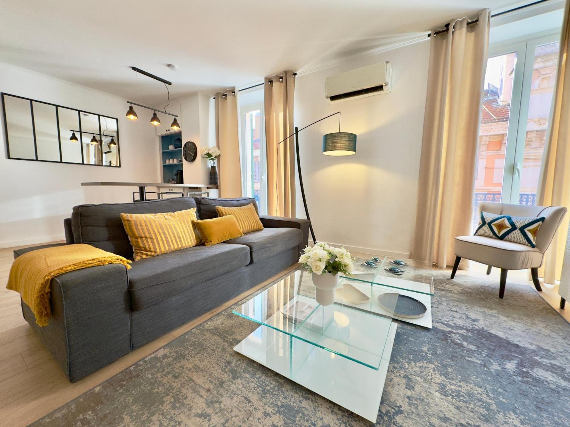 Luxueux 3 Pieces 80M2 - 2Ch - 2 Sdb - 1Mn Beach Croisette Cannes Bagian luar foto